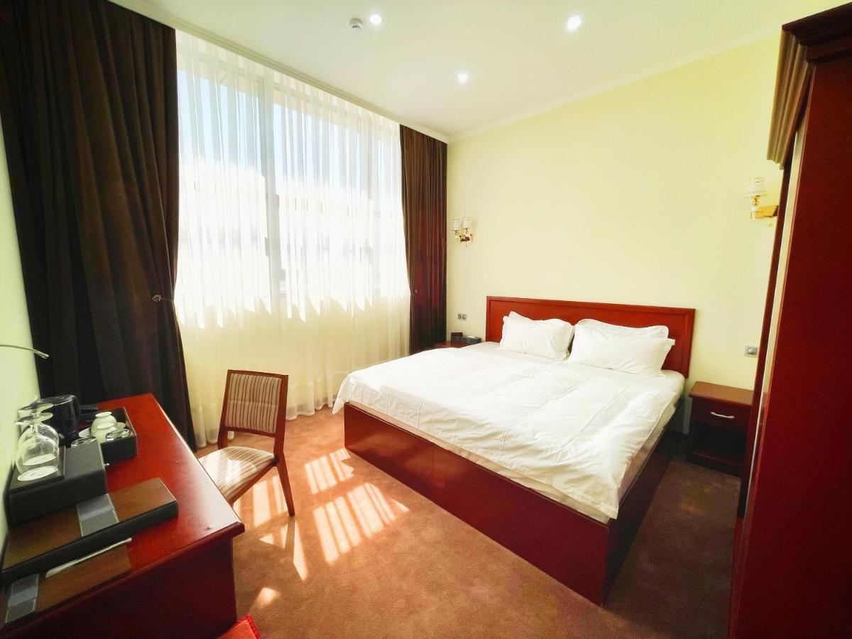 Aura Hotel Ташкент Екстер'єр фото