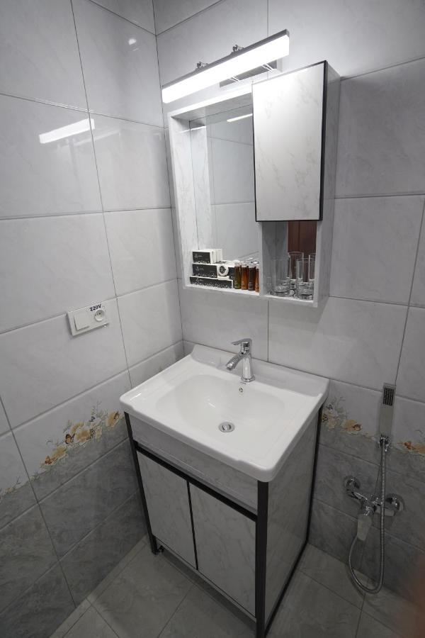 Aura Hotel Ташкент Екстер'єр фото